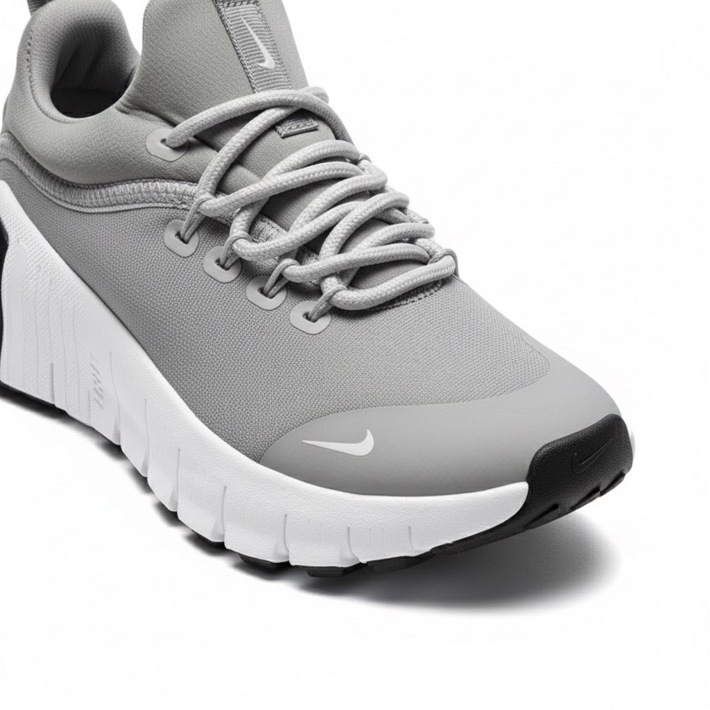 Metcon 6 Premium Pack – ¡Llévalo con Regalos Exclusivos!